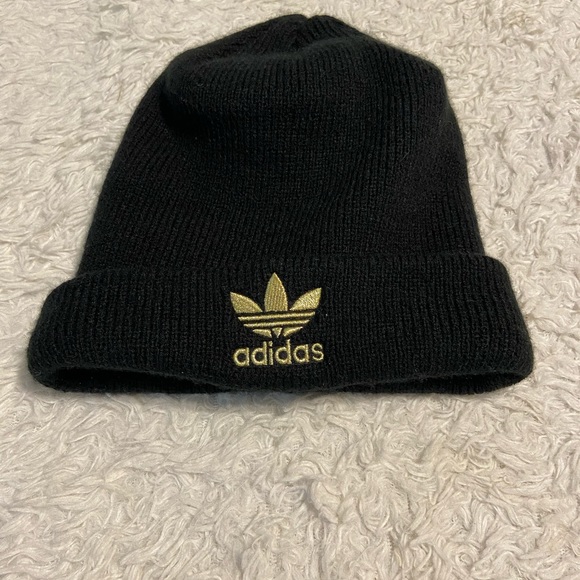 Adidas Black Beanie - Picture 4 of 8